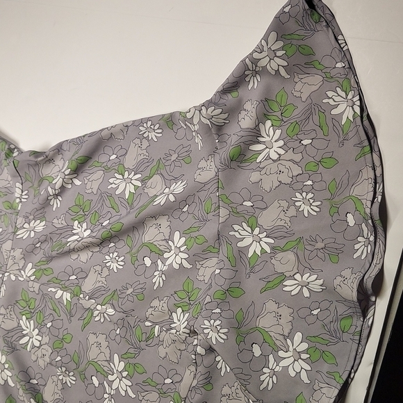 Silver Lilac Meadow Floral Sleeveless Fit & Flare Dress - Petite LOFT  Size 0 - Picture 6 of 12